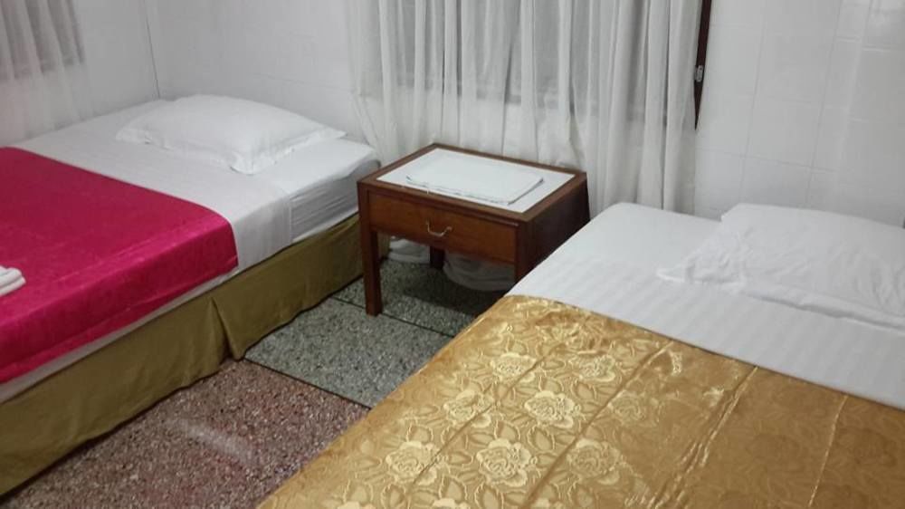 Emmanuel Guesthouse Prachuap Khiri Khan Exterior foto