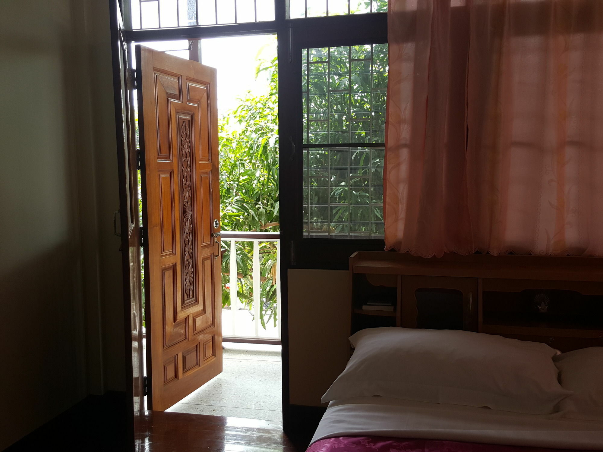 Emmanuel Guesthouse Prachuap Khiri Khan Exterior foto